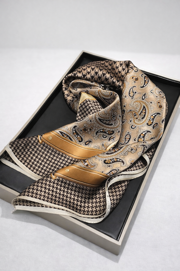 The Grace Knot Scarf